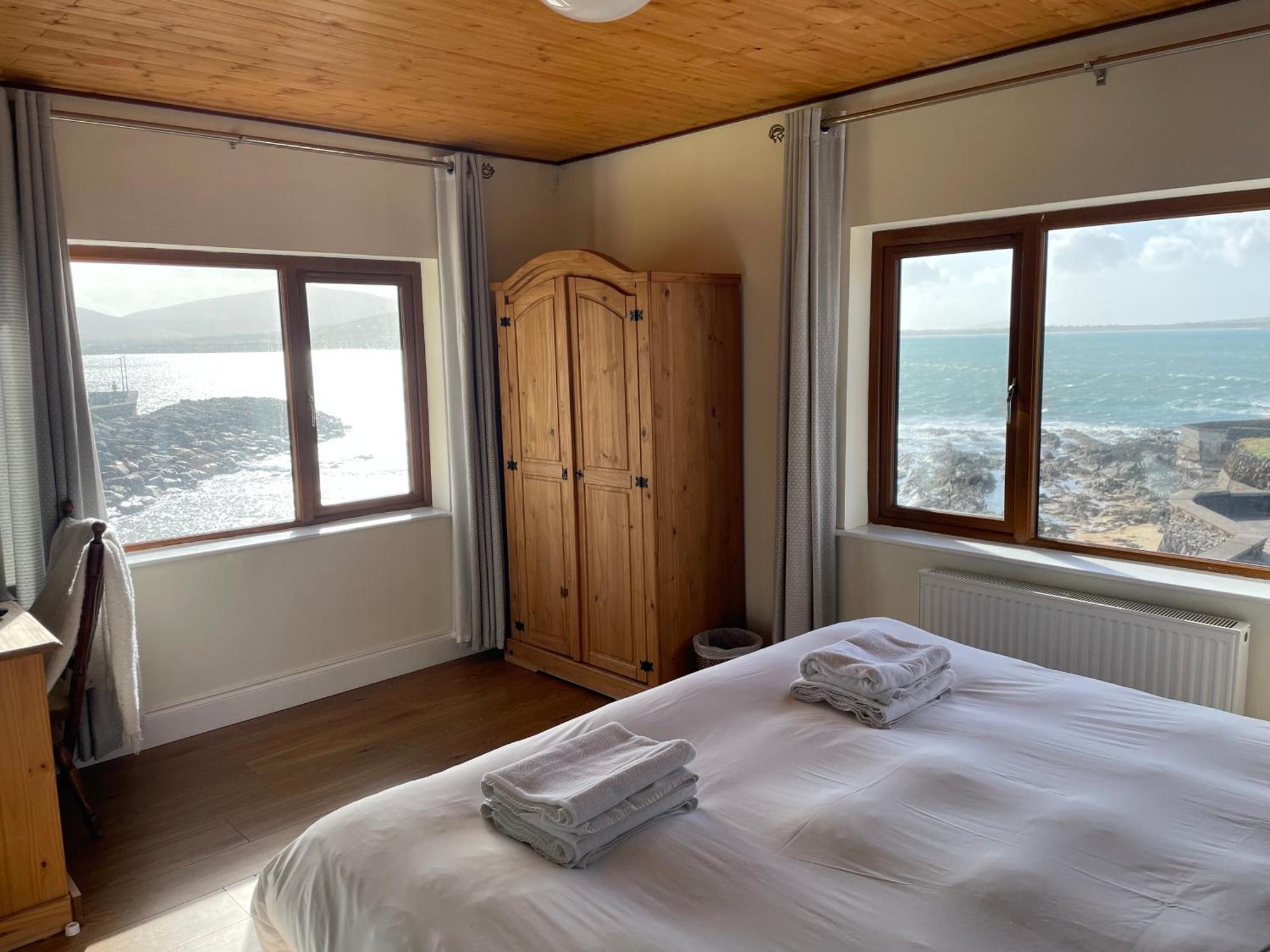 Bed and Breakfast The Coastguard House @ Tigh T.P. Ballydavid Zewnętrze zdjęcie