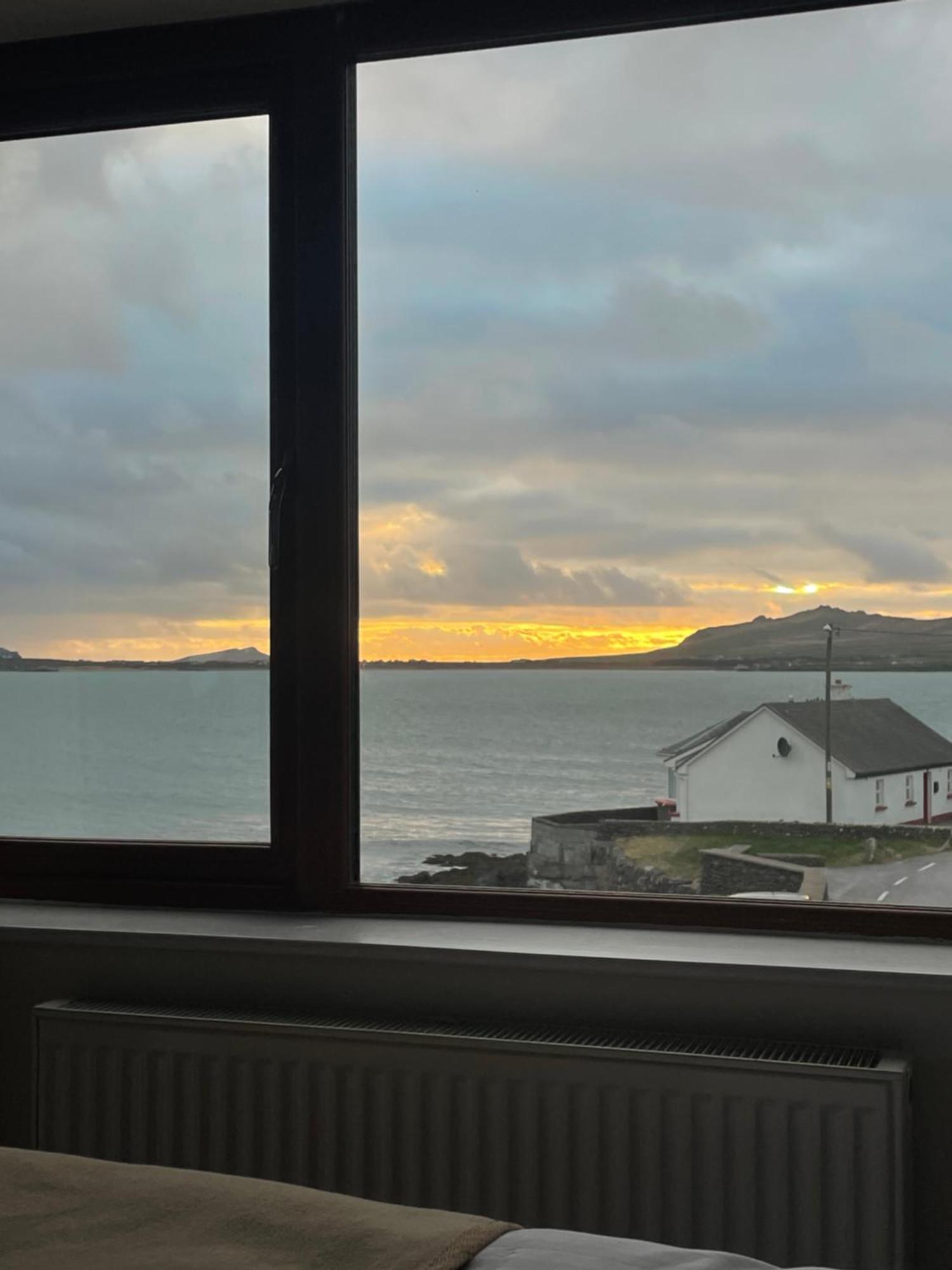 Bed and Breakfast The Coastguard House @ Tigh T.P. Ballydavid Zewnętrze zdjęcie